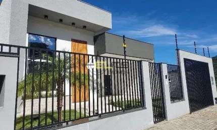 Casa à venda, de 3 dormitórios, mobiliada, com área gourmet e piscina no São Sebastião, em Palhoça/
