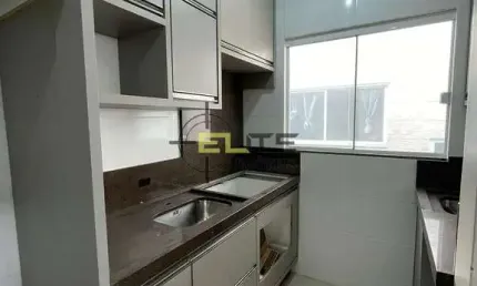 Apartamento de 2 dormitórios, semi-mobiliado com sacada e churrasqueira na Nova Palhoça.