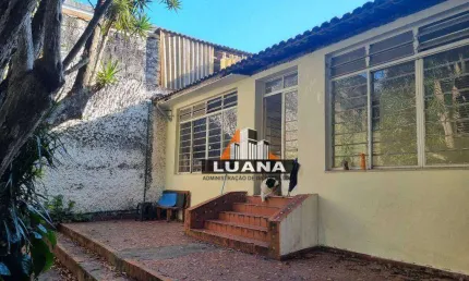Casa antiga com 4 dorm em terreno 540m² na aclimação