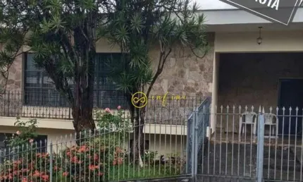 Casa com 3 Quartos, sendo 1 Suíte à venda, 200 m² por R$ 690.000 - Vila Hortência - Sorocaba/SP