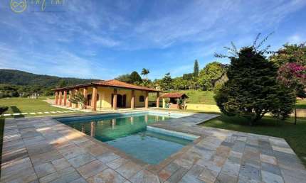 Chácara com 3 dormitórios, sendo 2 suítes  à venda, 20.000 m² por R$ 2.180.000 - Zona Rural - Araçoiaba da Serra/SP