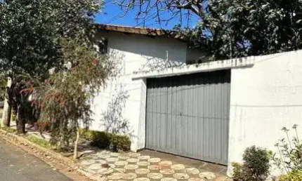 Casa Residencial ou Comercial com 3 dormitórios, sendo 1 suíte  à venda, 308 m² por R$ 1.050.000 - Vila Angelica - Sorocaba/SP