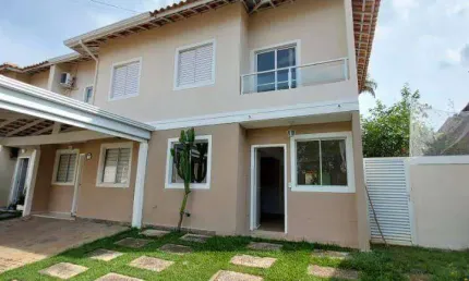 Casa de Condomínio com 3 Quartos, sendo 1 Suíte para alugar, 120 m² por R$ 3.600/mês - Condomínio Villagio Salermo - Sorocaba/SP