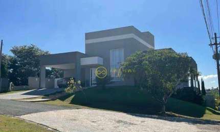 Casa  de Condomínio com 3 dormitórios, sendo 1 suíte  à venda, 430 m² por R$ 1.500.000 - Condomínio Village Araçoiaba - Araçoiaba da Serra/SP