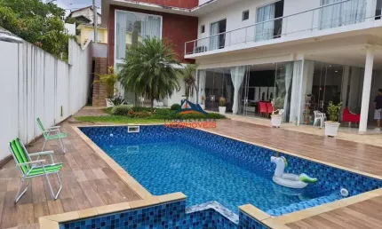Casa em condomínio fechado com 4 quartos à venda na Alameda dos Lagos, 234, Jardim Caiapia, Cotia, 400 m2 por R$ 1.950.000