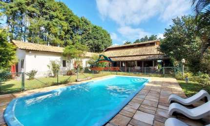 Casa em condomínio fechado com 3 quartos à venda na Avenida São Camilo, 4151, Chácara dos Lagos, Carapicuíba, 535 m2 por R$ 2.700.000
