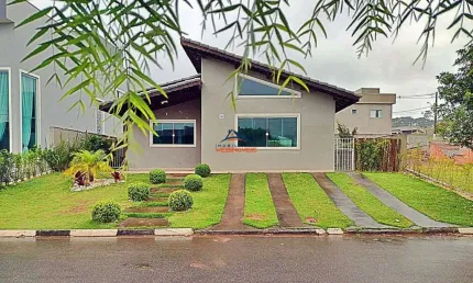 Casa em condomínio fechado com 3 quartos à venda na Rua Espanha, 111, Tijuco Preto, Vargem Grande Paulista, 220 m2 por R$ 900.000