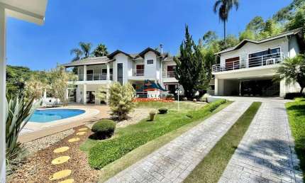 Oportunidade única: Casa de luxo em condomínio com 5 suítes e 618m² em Cotia-SP, no Jardim Ipês!