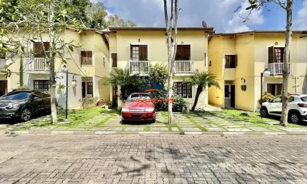 Casa em Condomínio à Venda em Cotia-SP, Jardim Barbacena: 3 quartos, 1 suíte, 3 salas, 2 banheiros, 2 vagas de garagem, 81,40 m² de área.