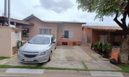 Casa em Condomínio à venda em Vargem Grande Paulista-SP, no Parque do Agreste, com 2 quartos e 2 vagas de garagem!