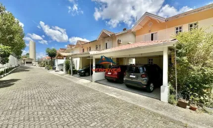 Casa em Condomínio de Luxo em Cotia-SP! 3 Quartos, 1 Suíte, 3 Salas e Mais de 200m² de Área - Imperdível!
