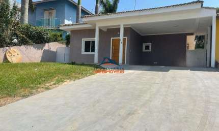 Casa de Luxo em Condomínio Paysage - 3 Quartos, 3 Suítes, 2 Salas, 4 Banheiros, 4 Vagas, 203m² - Vargem Grande Paulista-SP.