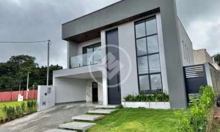 Casa sobrado com 4 suítes e piscina grande codigo: 106368