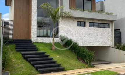 Casa em condomínio fechado com 5 quartos à venda na Avenida Vitória Régia, 1, Jardins Capri, Senador Canedo