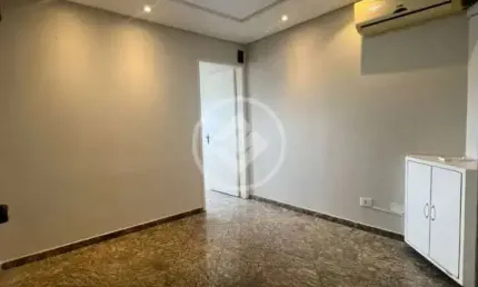 Sala comercial para alugar na Praça Walter Santos, 18, Setor Coimbra, Goiânia