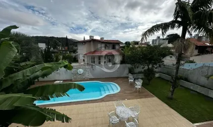 Casa com 5 quartos à venda na Rua Brejaúna, Itacorubi, Florianópolis