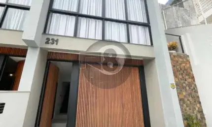 Casa com 3 quartos à venda na Rua Doutor Armando Valério de Assis, Centro, Florianópolis