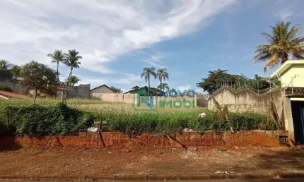 Terreno à venda, 901 m² por R$ 750.000,00 - Chácara Nazaré - Piracicaba/SP