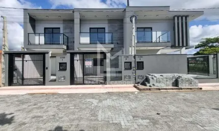 Casa com 2 quartos à venda no itacolomi, balneário piçarras , 80 m2 por r$ 530.000