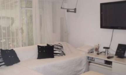 Casa com 3 quartos à venda na Rua Itapuí, 349, Vila Arriete, São Paulo por R$ 610.000