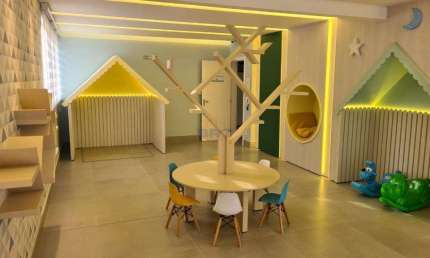 Casa à venda em Curitiba, Bairro Alto, com 3 suítes, com 285 m², Residencial Alto Boulevard