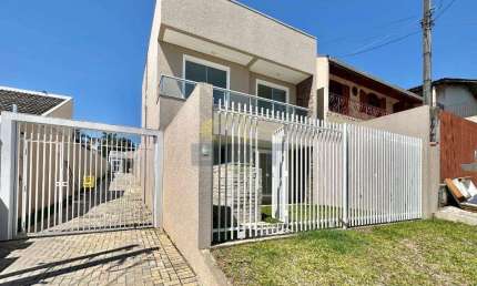 Sobrado à venda em Curitiba, Bairro Alto, com 3 quartos, com 94 m²