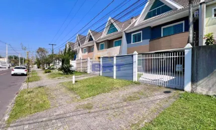 Casa com 3 quartos à venda na Rua Sinke Ferreira, 1002, Jardim das Américas, Curitiba, 193 m2 por R$ 780.000