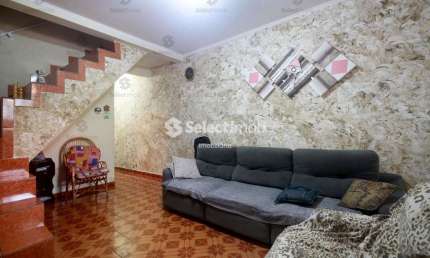 Casa com 3 quartos à venda na Rua Maria de Lourdes Fernandes, --, Jardim Guapituba, Mauá