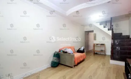 Casa com 3 quartos para alugar na Rua Renne de Oliveira Grecco, --, Parque São Vicente, Mauá