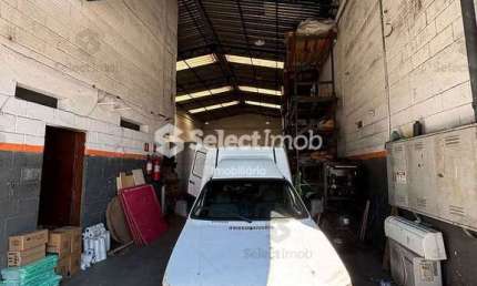 Barracão / Galpão / Depósito para alugar na Rua Edson Erasmo da Silva, --, Vila Carlina, Mauá