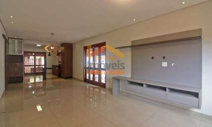 Chácara de Luxo para Locação em Americana-SP na Chácara Lucília: 2 Quartos, 1 Suíte, 3 Salas, 3 Banheiros, 300m².