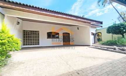 Casa Comercial para locação em Americana-SP, Jardim Ipiranga - 3 quartos, 1 suíte, 3 salas, 4 banheiros, 4 vagas de garagem, 250m²!