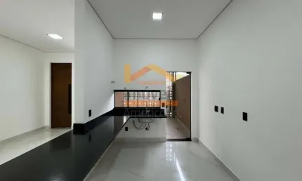 Imperdível! Casa à venda em Nova Odessa-SP, Parque Fabrício: 2 quartos, 1 suíte, 1 sala, 2 banheiros, 2 vagas, 80m².