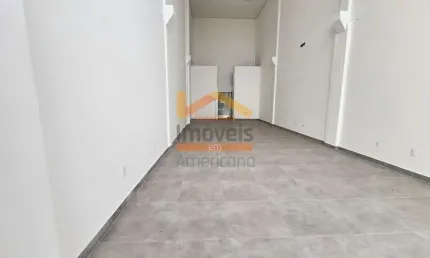 Sala comercial à venda ou locação em Americana-SP, Jardim Terramérica I: 1 sala, 2 banheiros, 2 vagas, 90m². Venha conferir!