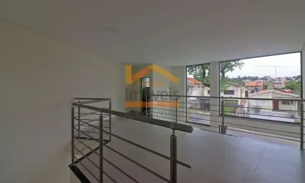 Salão Comercial para Locação no Jardim São Domingos, Americana-SP: 85m², 1 Sala, 2 Banheiros e 2 Vagas!