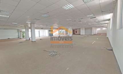 Salão comercial 1000m² disponível para locação no Centro de Santa Bárbara d'Oeste com 1.000m² de área útil.