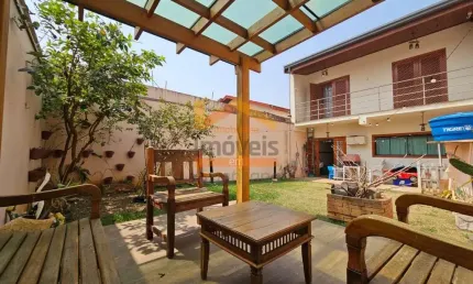 Imperdível: Casa à venda em Americana-SP, Parque Novo Mundo - 3 quartos, 1 suíte, 2 salas, 3 banheiros, 2 vagas - 180,00 m².
