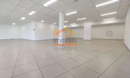 Salão comercial para locação em Americana-SP, bairro Jardim Sao Domingos: 1 sala, 3 banheiros, 257 m² de área.