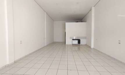 Salão Comercial para Locação no Jardim Dona Regina, Santa Bárbara Doeste-SP: 2 Banheiros, 2 Vagas de Garagem, 100m² de Área