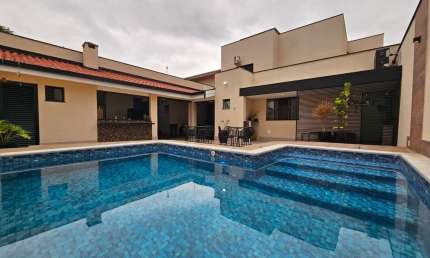 Casa de luxo em condomínio à venda em Americana-SP, Parque Nova Carioba: 4 quartos, 4 suítes, 1 sala, 3 banheiros, 2 vagas, 250m².
