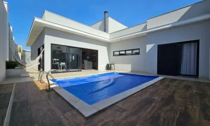 Magnífica Casa à Venda em Santa Bárbara D'oeste-SP no Residencial Dona Margarida: 3 Quartos, 1 Suíte, 1 Sala, 3 Banheiros, 208m²