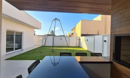 Casa de alto padrão à venda em condomínio no Loteamento Residencial Jardim Villagio, Americana-SP: 3 quartos, 3 suítes, 2 salas, 4 banheiros, 4 vagas de garagem, 220m².
