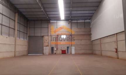 Salão Industrial em Condomínio para Locação em Americana-SP - Jardim Thelja: 4 Salas, 4 Banheiros, 5 Vagas de Garagem, 765m²!