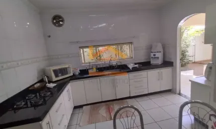 Casa comercial ou residencial para locação no bairro jardim glória em americana