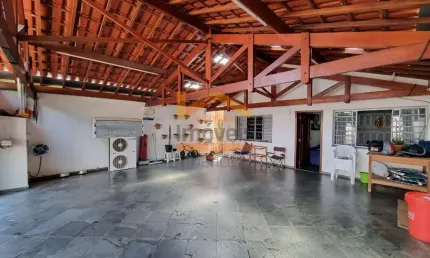 Casa com 3 quartos à venda no Brieds, Americana , 265 m2 por R$ 700.000
