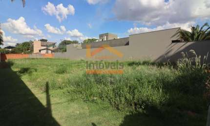 Terreno 1082m² na parte alta do condominio portal dos nobres 1 plano,  pronto para construir