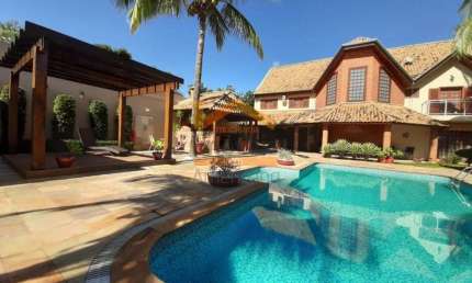 Venda de Casa em Condomínio de Luxo: 3 quartos, 1 suíte, 2 salas, 1 banheiro, 4 vagas, 350m² - Americana-SP, Portal dos Nobres.
