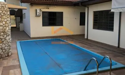 Casa com 3 quartos à venda no Jardim Ipiranga, Americana  por R$ 800.000