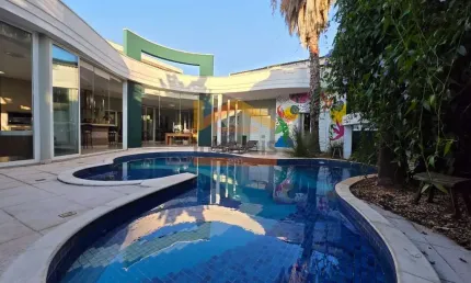 Impecável Casa em Condomínio à Venda em Americana-SP, Jardim Trípoli: 4 Quartos, 2 Suítes, 3 Salas, 5 Banheiros, 6 Vagas, 395m²!