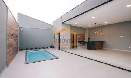 Imperdível! Casa à venda em Nova Odessa-SP, Jardim dos Lagos, com 3 quartos, 1 suíte, 2 salas, 3 banheiros, 2 vagas, 194m².